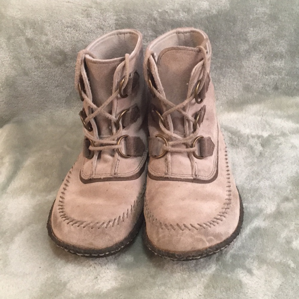 Sorel moccasins